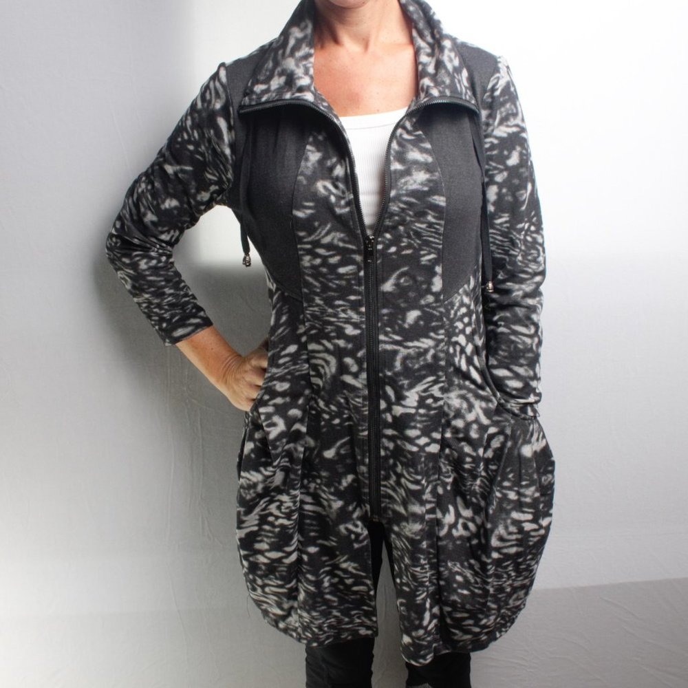 Leopard Pattern Cardigan Jacket Lined Size S Black/White